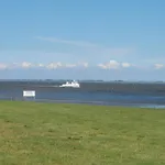 火车站北湖旅舍 * 桑德