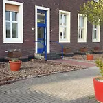 Nordseehostel Am Bahnhof * Sande