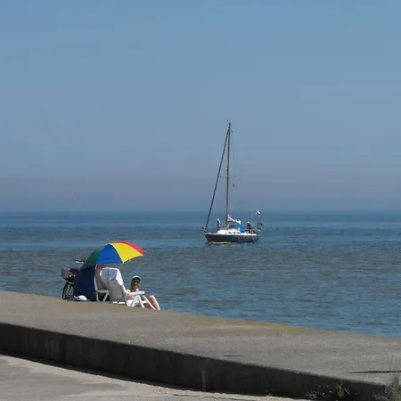 Nordseehostel Am Bahnhof Sande