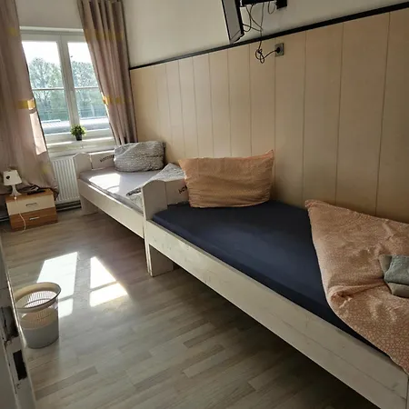Nordseehostel Am Bahnhof * Sande