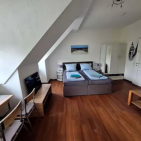 Nordseehostel Am Bahnhof * Sande