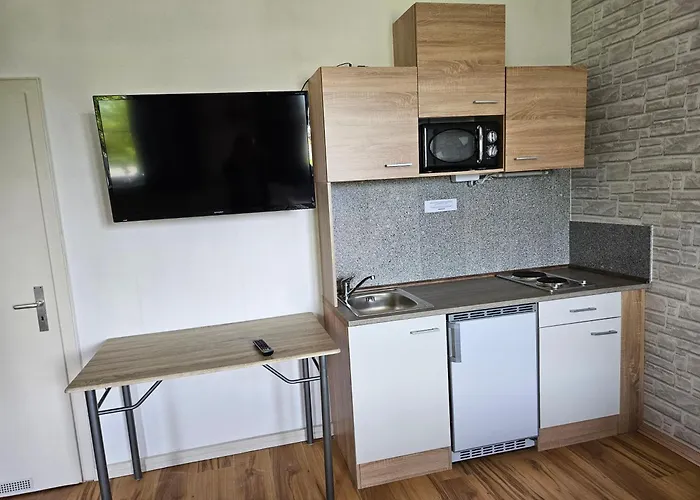 Хостел Nordseehostel Am Bahnhof Занде