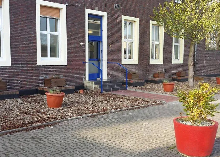 Nordseehostel Am Bahnhof * Занде